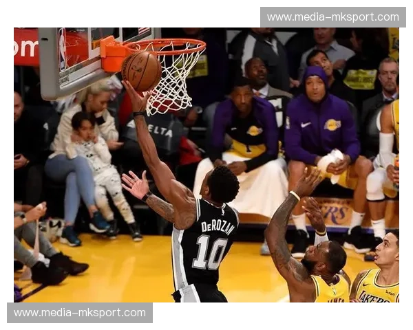 黄蜂vs马刺直播：命运的交织，绿茵场上的史诗对决